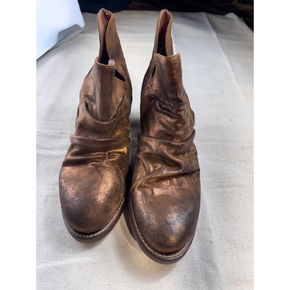 Sundance‎ Slouchy Vintage Style Ankle Boots Bronze Made in Italy Women's Size 40
